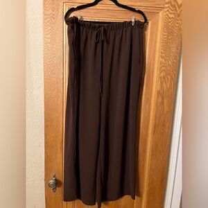 ARULA plus size women’s wide leg trouser with drawstring